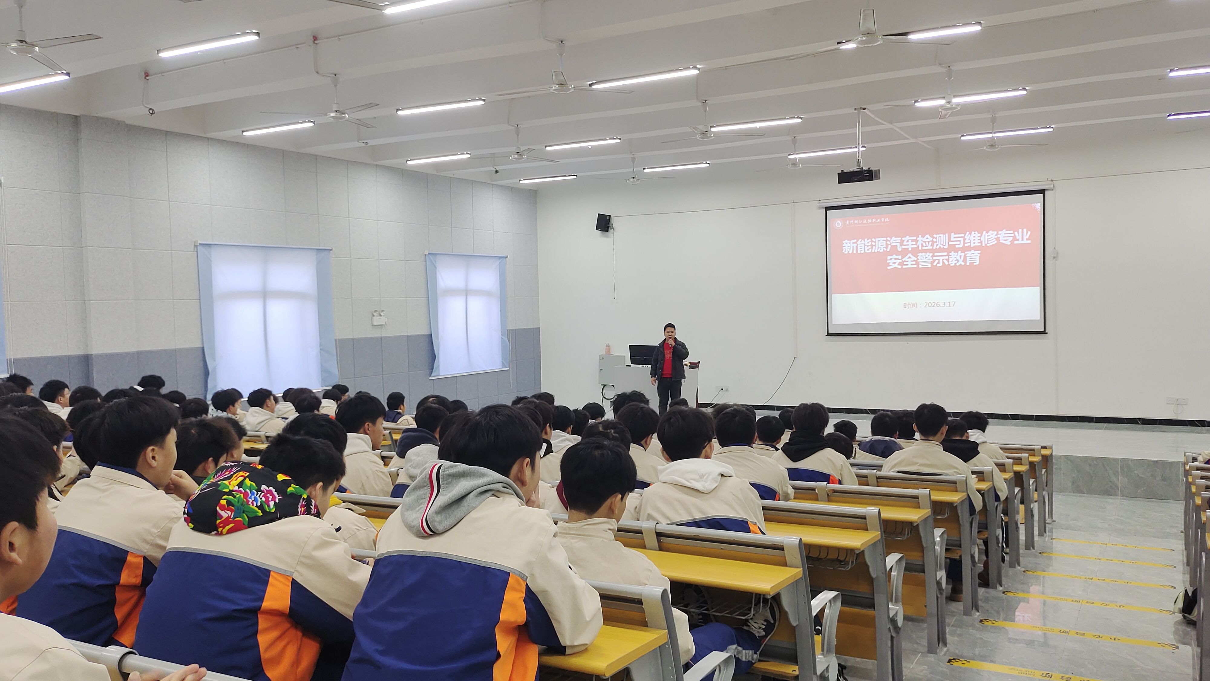 725424391d11c881f6b4318a54e57ac3