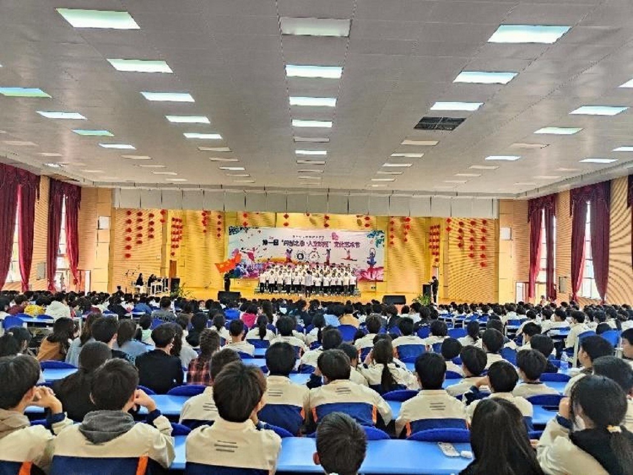 开云app官方在线入口 第一届“丹都之春·人文数院”文化艺术节盛大开幕