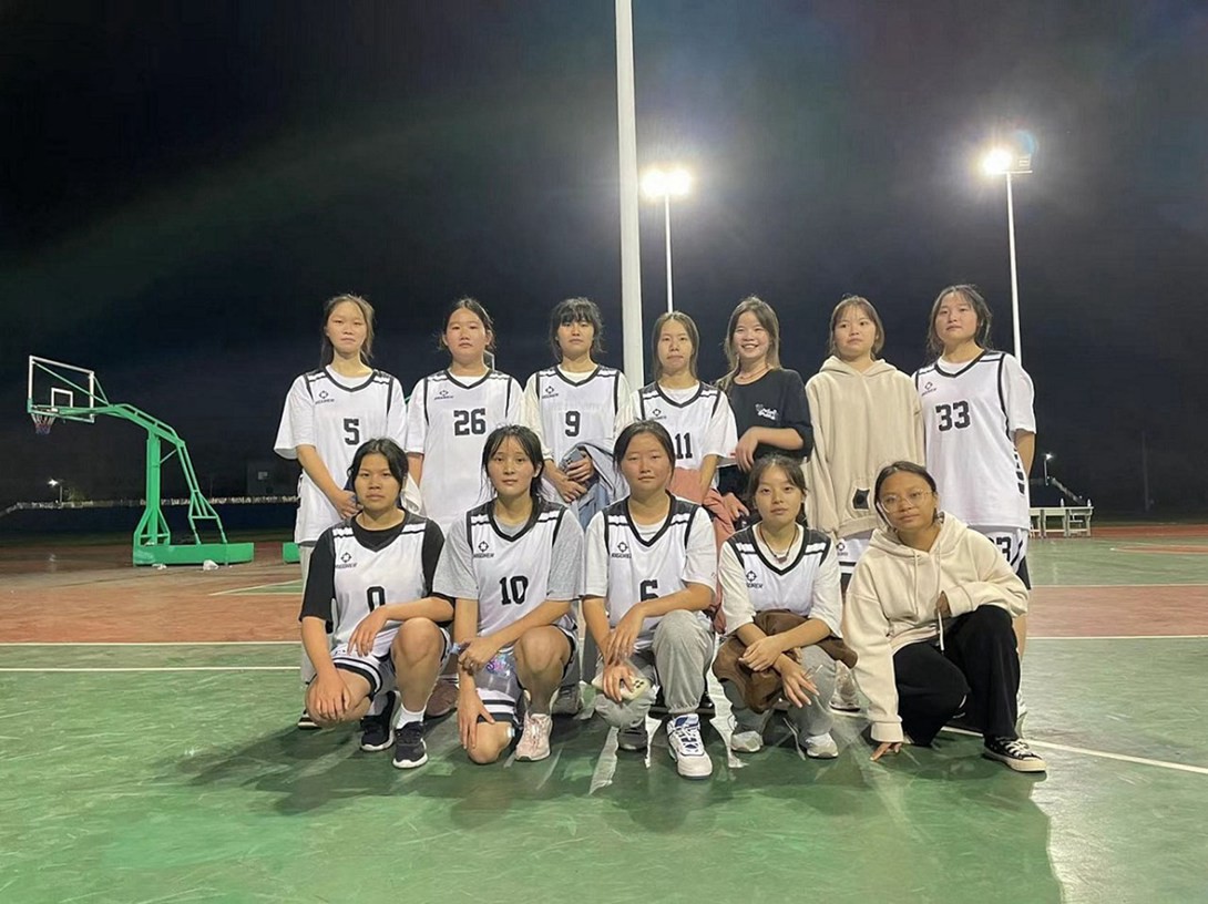 开云app官方在线入口（筹）“青春杯”篮球比赛进行中