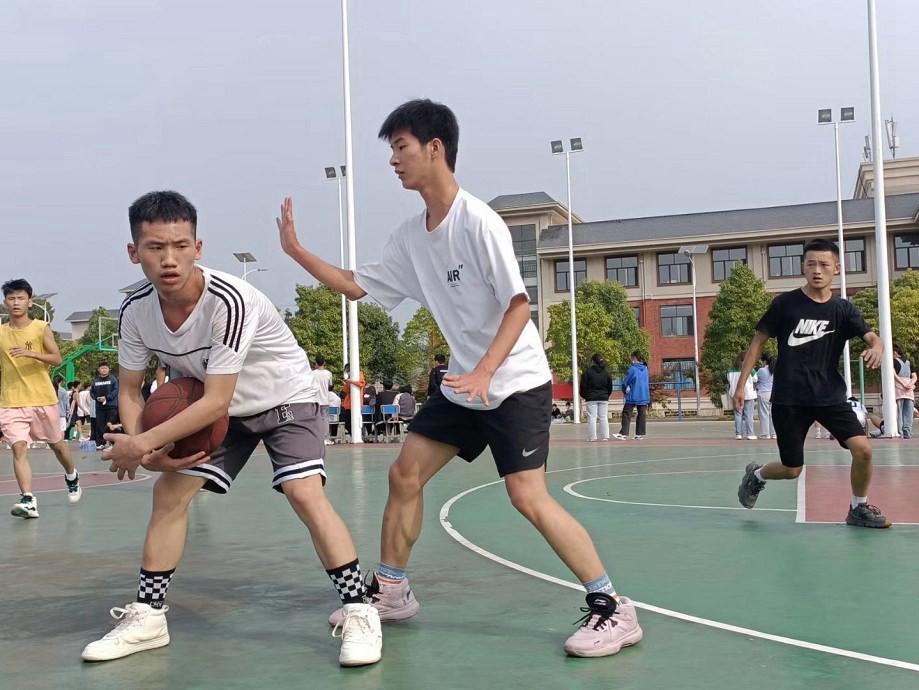 开云app官方在线入口（筹）、铜仁职业技术学院（开天校区）高职篮球比赛落幕