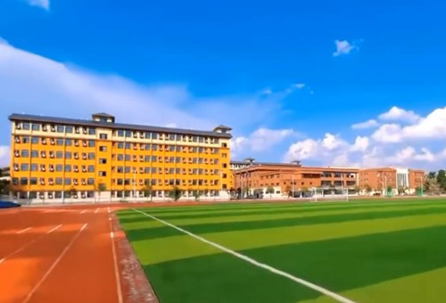 美丽的校园一角，珍贵的年华记忆